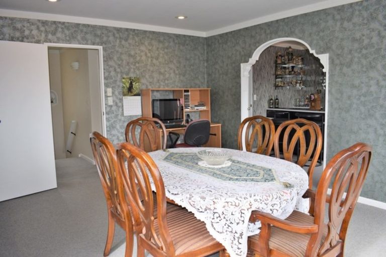 Photo of property in 4 Tararua Crescent, Otaki, 5512