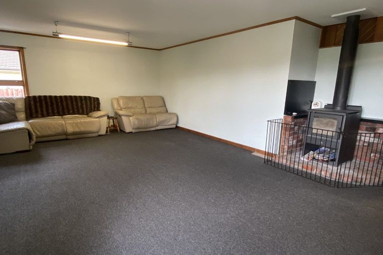 Photo of property in 70 Winters Road, Redwood, Christchurch, 8051