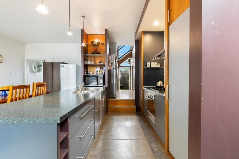 Photo of property in 36 Hills Road, Edgeware, Christchurch, 8013