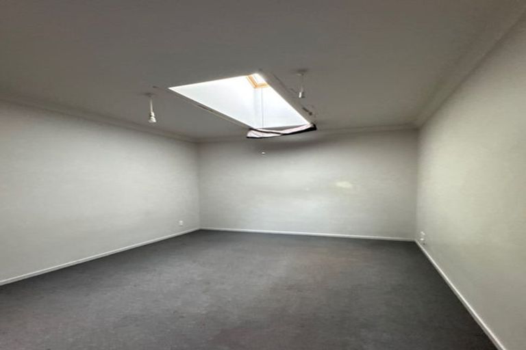 Photo of property in 373 College Street, Hokowhitu, Palmerston North, 4410