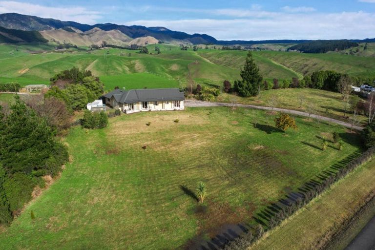 Photo of property in 120 Totara View Road, Wakefield, 7095