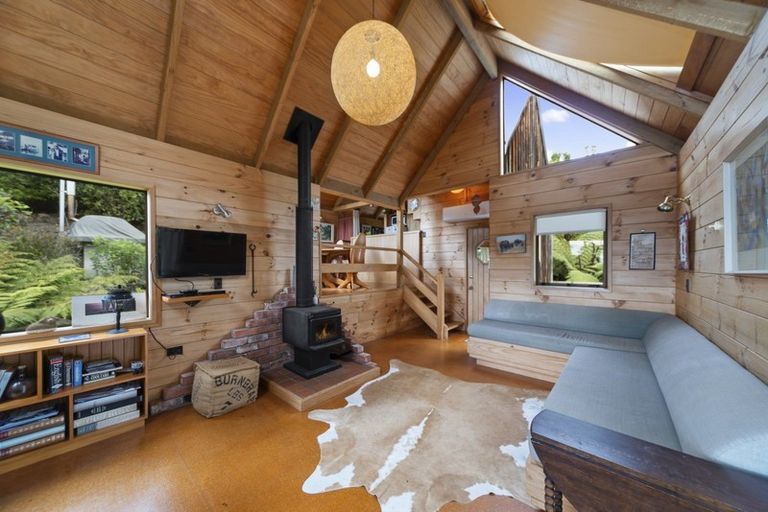 Photo of property in 41 Kaiuru Avenue, Pukawa Bay, Turangi, 3381