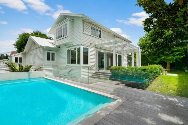 Photo of property in 6 Takutai Street, Parnell, Auckland, 1052