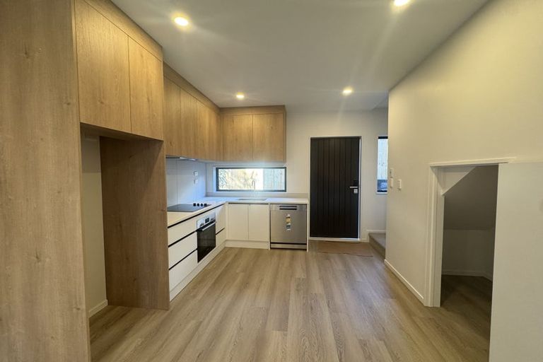 Photo of property in 11 Pipitea Place, Massey, Auckland, 0614