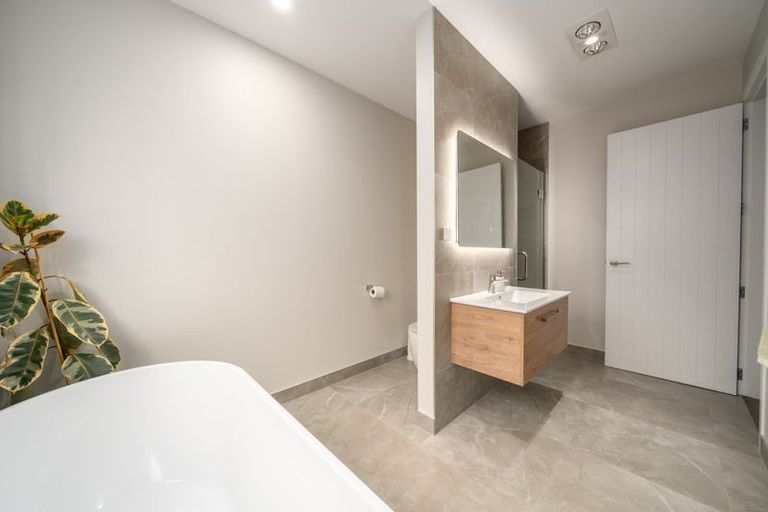 Photo of property in 18 Hattersley Grove, Churton Park, Wellington, 6037