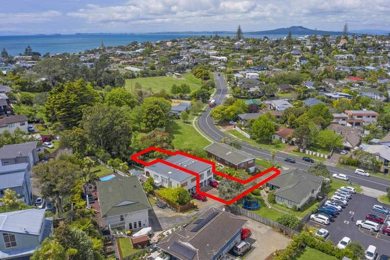 Photo of property in 2/59 Maxwelton Drive, Mairangi Bay, Auckland, 0630