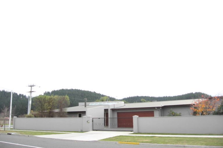 Photo of property in 207 Avenue Road, Greenmeadows, Napier, 4112