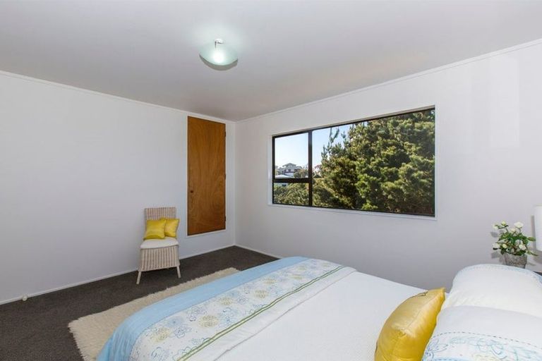 Photo of property in 6b Mossburn Grove, Kelson, Lower Hutt, 5010