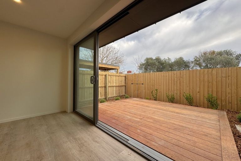 Photo of property in 1/225 Edgeware Road, Edgeware, Christchurch, 8013
