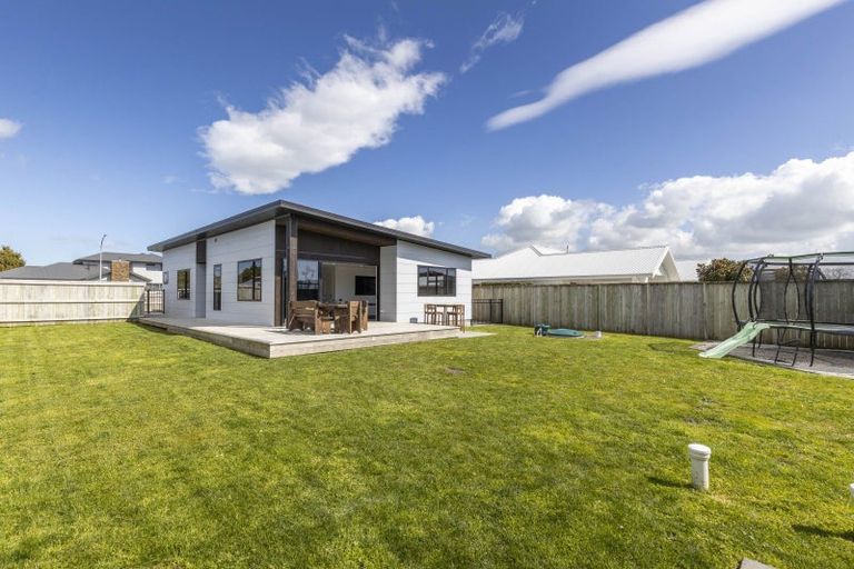 Photo of property in 29 Smith Street, Lepperton, New Plymouth, 4373