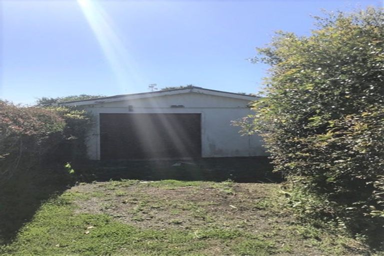 Photo of property in 16 Huia Street, Waikanae, 5036