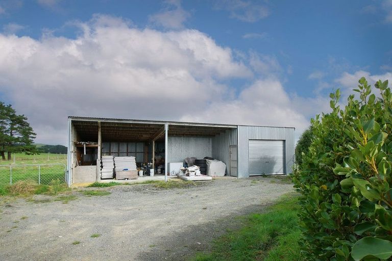 Photo of property in 32 Mccardle Road, Pahiatua, 4984