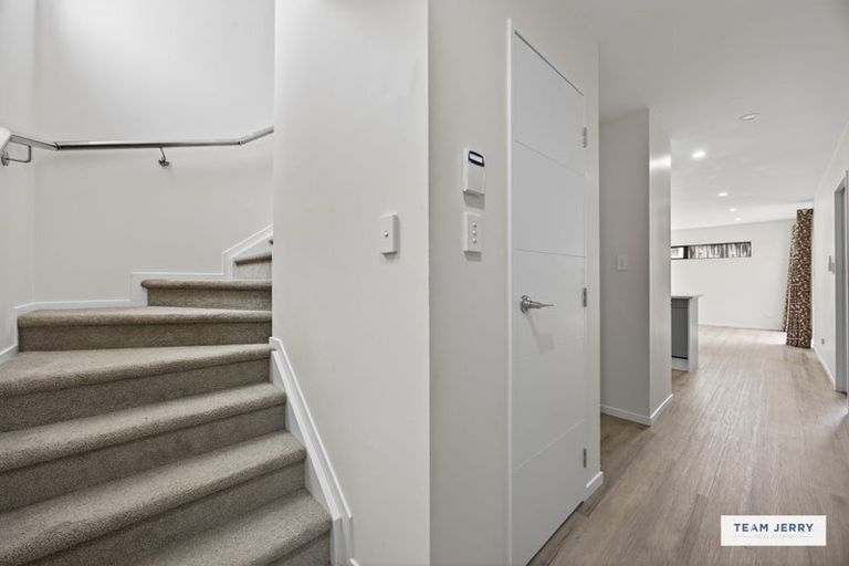 Photo of property in 15b William Avenue, Manurewa, Auckland, 2102