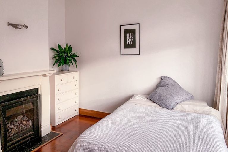 Photo of property in 13 Trevor Terrace, Newtown, Wellington, 6021