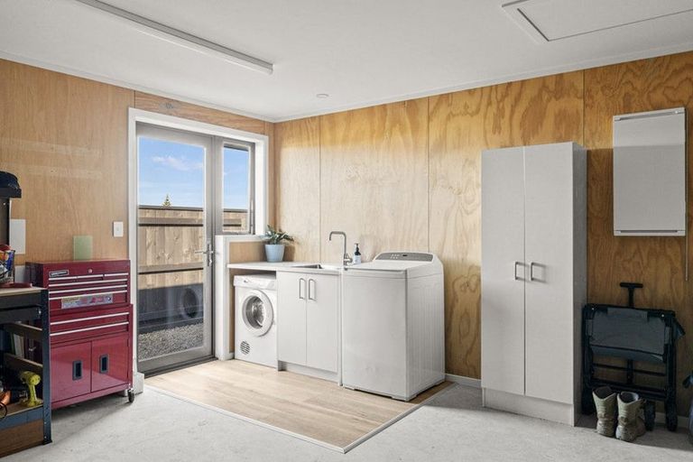 Photo of property in 39 George Street, Bulls, 4818