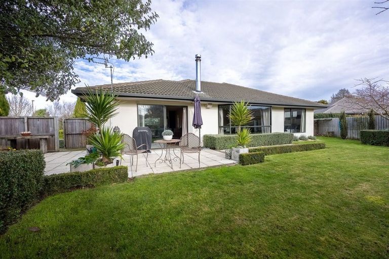 Photo of property in 15 Birchwood Close, Prebbleton, 7604