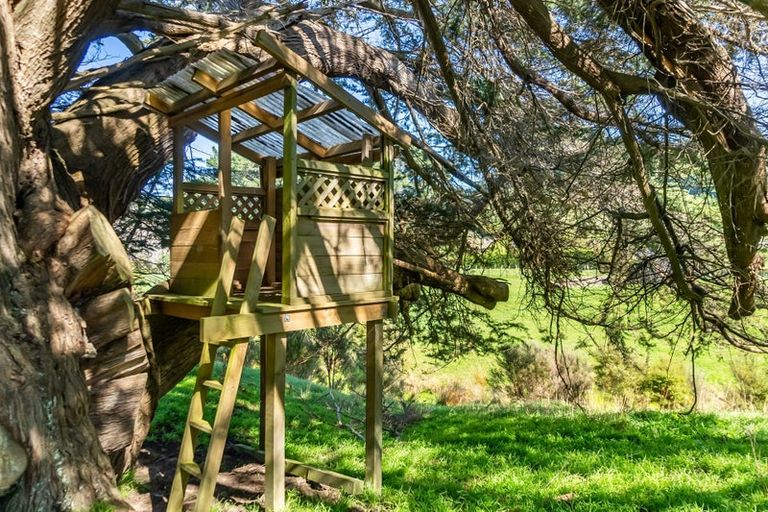 Photo of property in 105a Bradey Road, Pauatahanui, Porirua, 5381