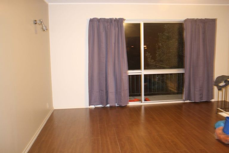 Photo of property in 6/48 Mcleod Road, Henderson, Auckland, 0612