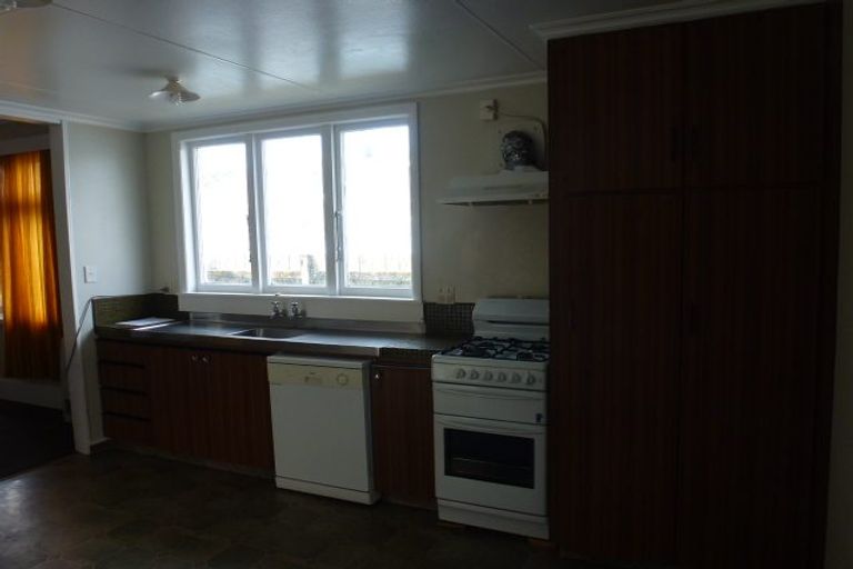 Photo of property in 22 Knowles Street, Terrace End, Palmerston North, 4410