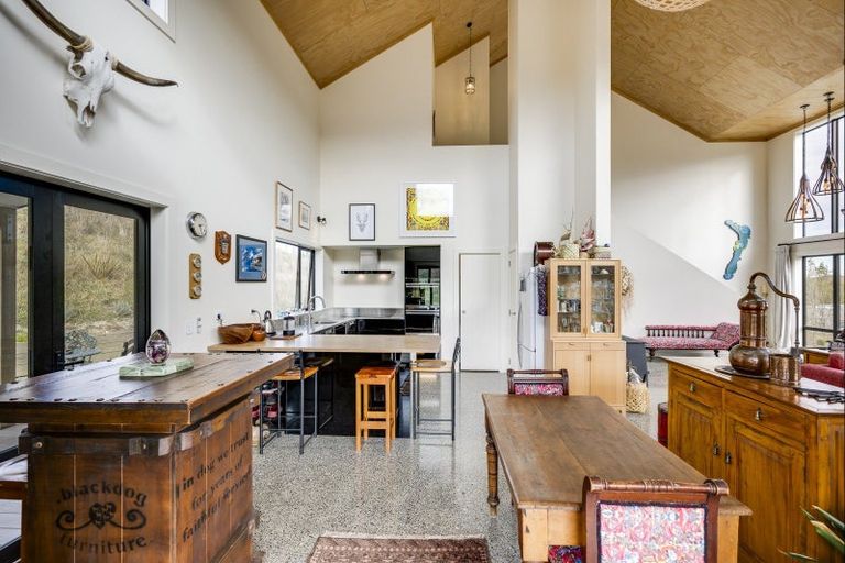 Photo of property in 76 Te Kapua Rise, 4182