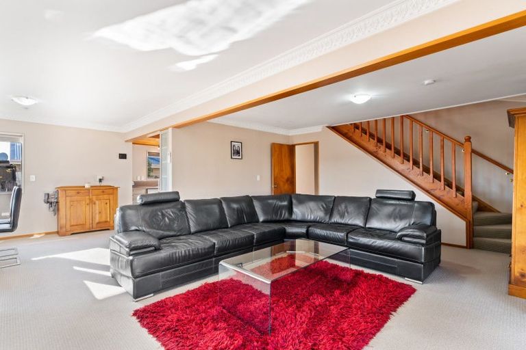 Photo of property in 66 Kinmont Crescent, Kinmont Park, Mosgiel, 9024