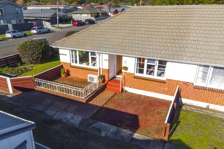 Photo of property in 1/33 King Street, Ebdentown, Upper Hutt, 5018