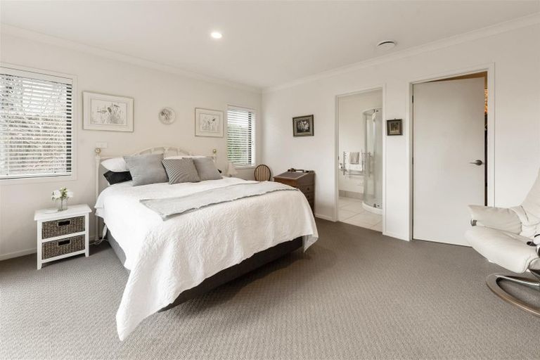 Photo of property in 21 Hayward Rise, Owhata, Rotorua, 3010