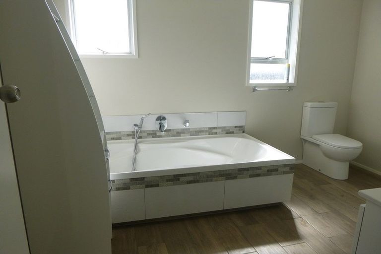 Photo of property in 4 Turakina Street, Westbrook, Palmerston North, 4412