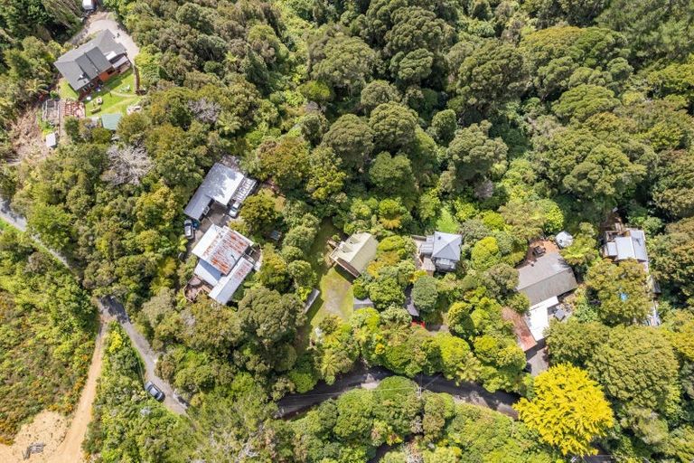 Photo of property in 98 Avro Road, Blue Mountains, Upper Hutt, 5371