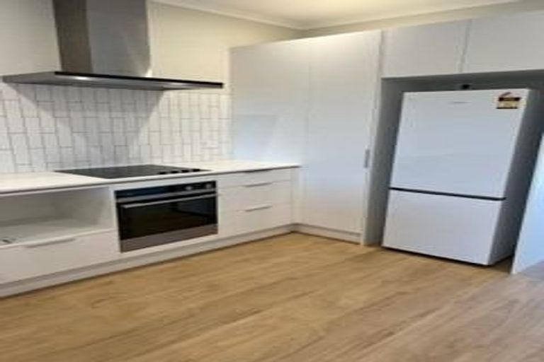 Photo of property in 2/21 Boyes Avenue, Whenuapai, Auckland, 0618