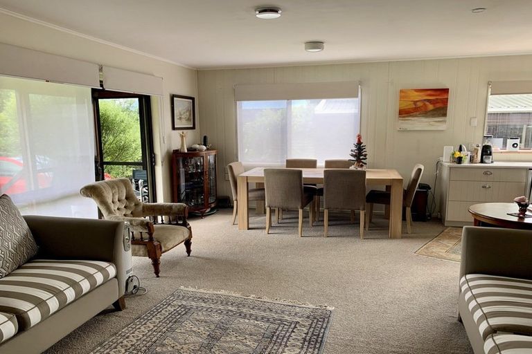 Photo of property in 10 Morrison Road, Matapouri, Whangarei, 0173