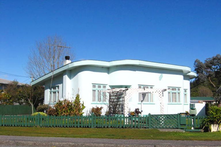 Photo of property in 102 Marsden Road, Greymouth, 7805