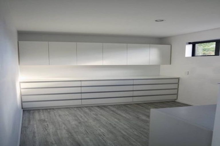 Photo of property in 5 Tullamore Place, Casebrook, Christchurch, 8051