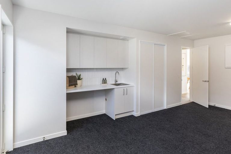 Photo of property in 30 Oakmill Drive, Casebrook, Christchurch, 8051