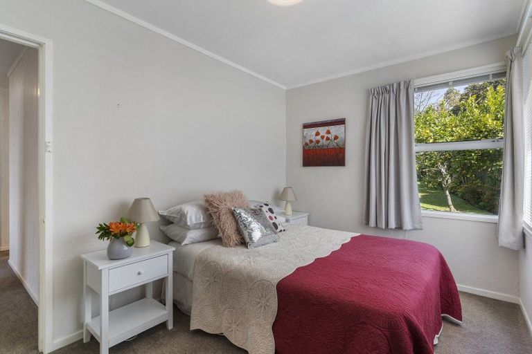 Photo of property in 26 Judkins Crescent, Cockle Bay, Auckland, 2014