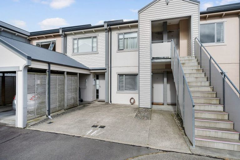 Photo of property in Monterey Apartments, 11/232 Middleton Road, Glenside, Wellington, 6037
