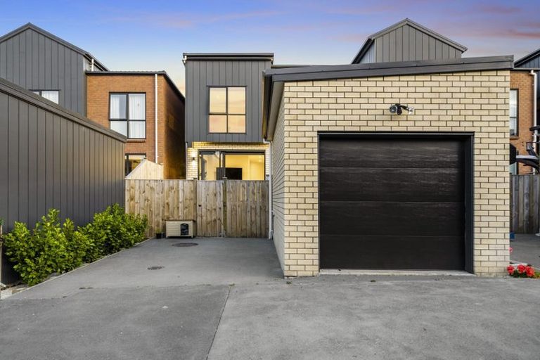 Photo of property in 62 Joshua Carder Drive, Hobsonville, Auckland, 0616