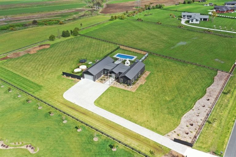 Photo of property in 22 Margot Lane, Matangi, Hamilton, 3283