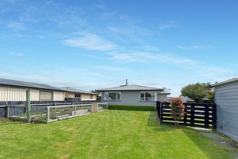 Photo of property in 73 Park Street, Winton, 9720