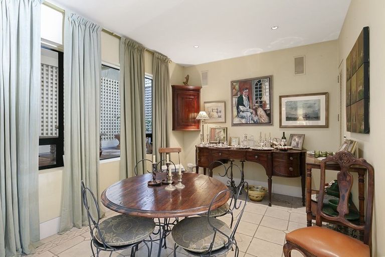 Photo of property in Trieste, 9/346 Oriental Parade, Oriental Bay, Wellington, 6011