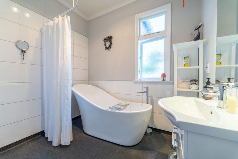 Photo of property in 60 Manse Road, Pleasant Point, 7983