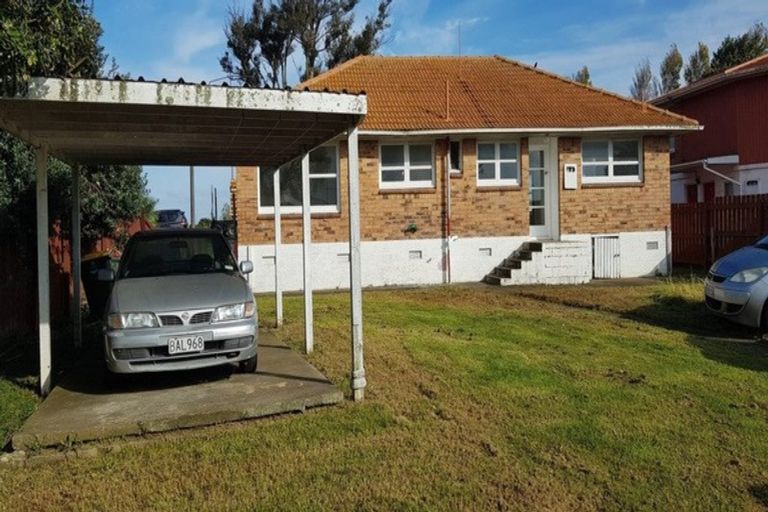 Photo of property in 34 Kirkbride Road, Mangere Bridge, Auckland, 2022