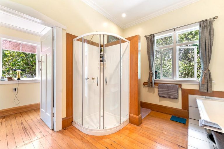 Photo of property in 111 Harataua Road, Port Albert, Wellsford, 0973