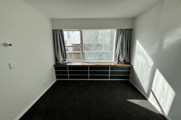 Photo of property in 26 Middleton Road, Johnsonville, Wellington, 6037