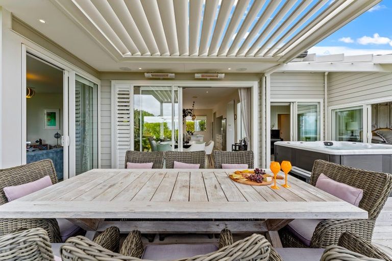 Photo of property in 3 Pacific Cliffs Drive, Gulf Harbour, Whangaparaoa, 0930