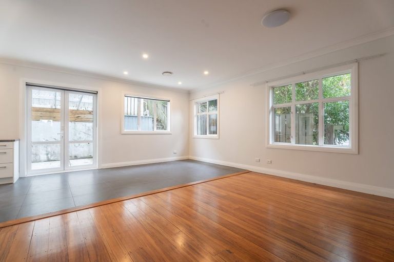 Photo of property in 504 Evans Bay Parade, Hataitai, Wellington, 6021