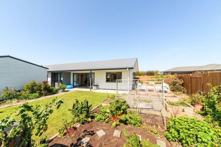 Photo of property in 22 Wescombe Grove, Feilding, 4702