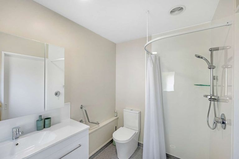 Photo of property in St Lukes Village, 196 Vigor Brown Street, Napier South, Napier, 4110