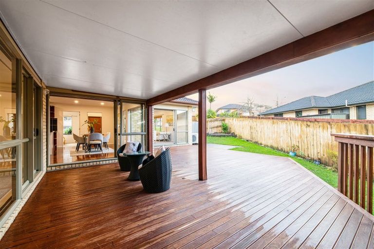 Photo of property in 29 Sapperton Drive, Henderson, Auckland, 0612