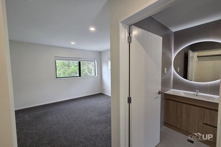 Photo of property in 79e Gallony Avenue, Massey, Auckland, 0614